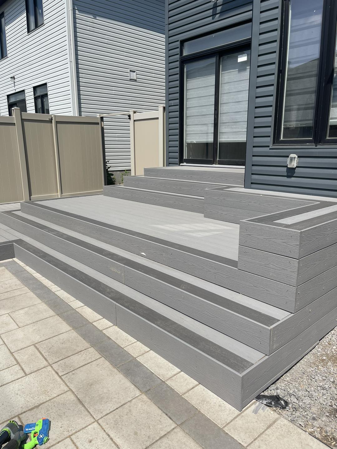 Navigating Choices Key Questions to Ask Your Manotick Deck Builder Luxury DecKing