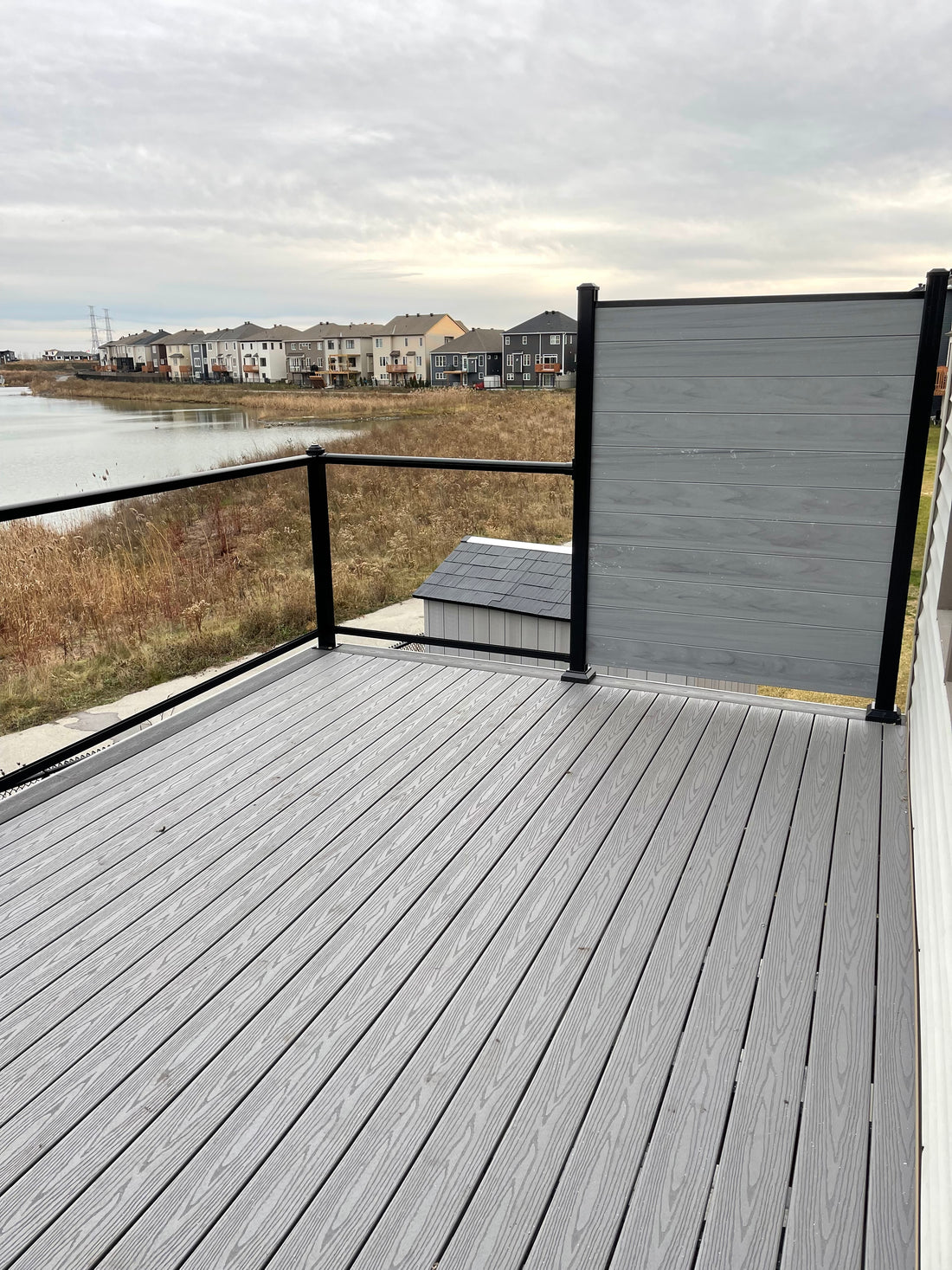 Navigating Ottawa's Deck Building Permits: An Expert Guide