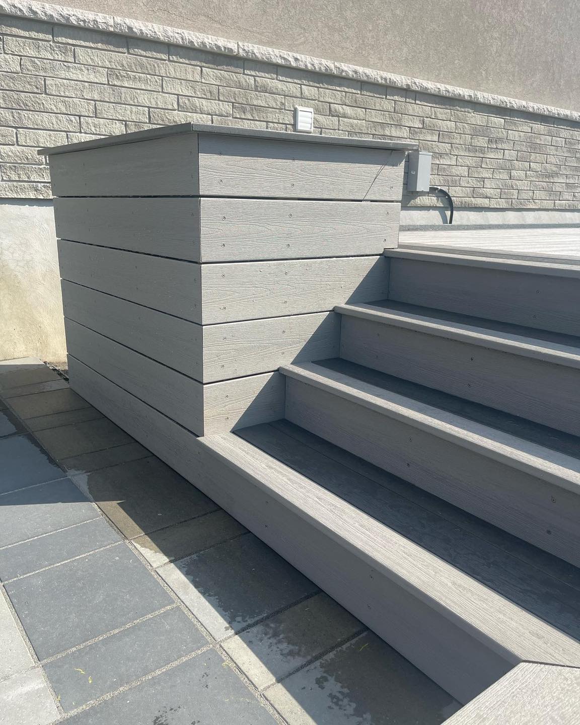 Luxury Decking - Composite deck completed in greely by Ottawa deck expert