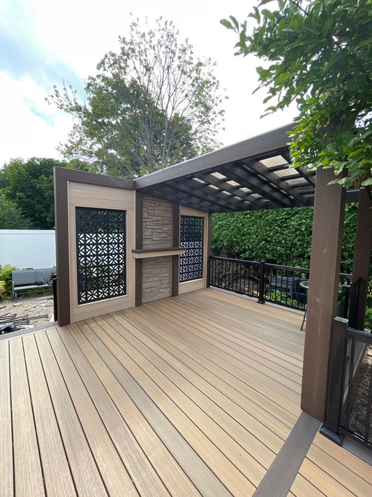 LuxuryDecking.ca: Crafting Quality Decks in Ottawa