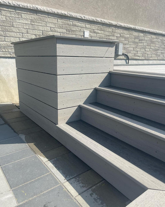 Crafting a Pet-Friendly Haven: Tips for Deck Building in Ottawa