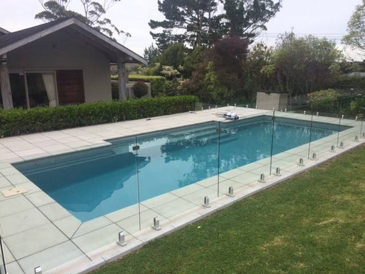 Luxury DecKing Glass Pool Fence in Ottawa: Safety Meets Style