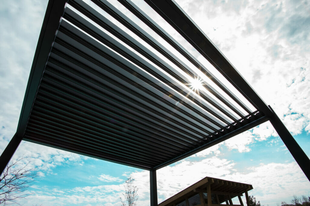 Luxury decking in Ottawa - modern louvered pergola