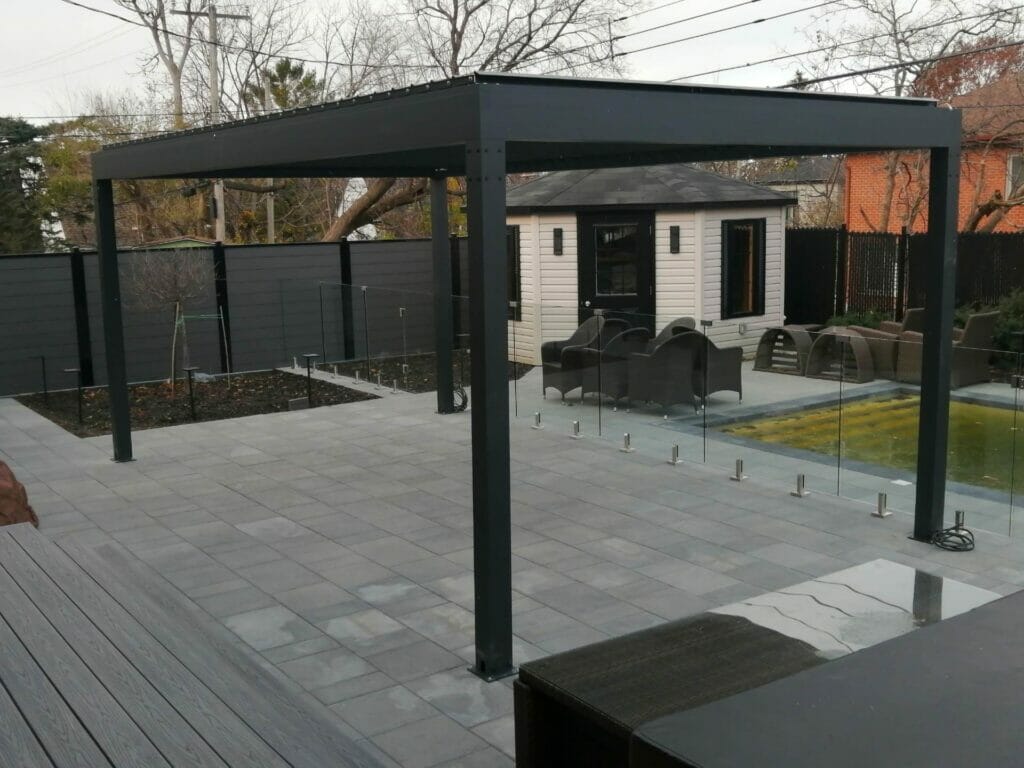 Bioclimatic Pergola in Ottawa, Contact Luxury decking